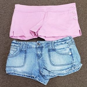 Bundle - size 9 shorts